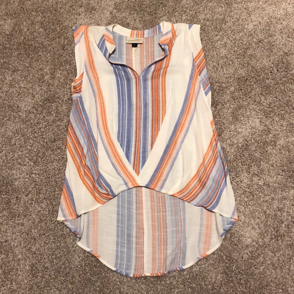 Target Universal Thread Shirt size S